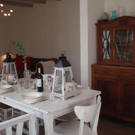 Holiday home Juttershuisje 220 M From The Beach And Centre Noordwijk