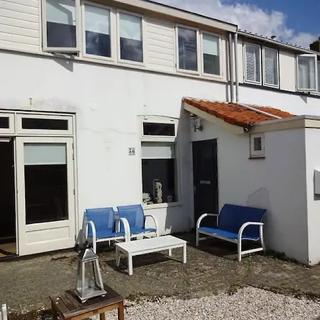 Juttershuisje 220 M From The Beach And Centre * Noordwijk